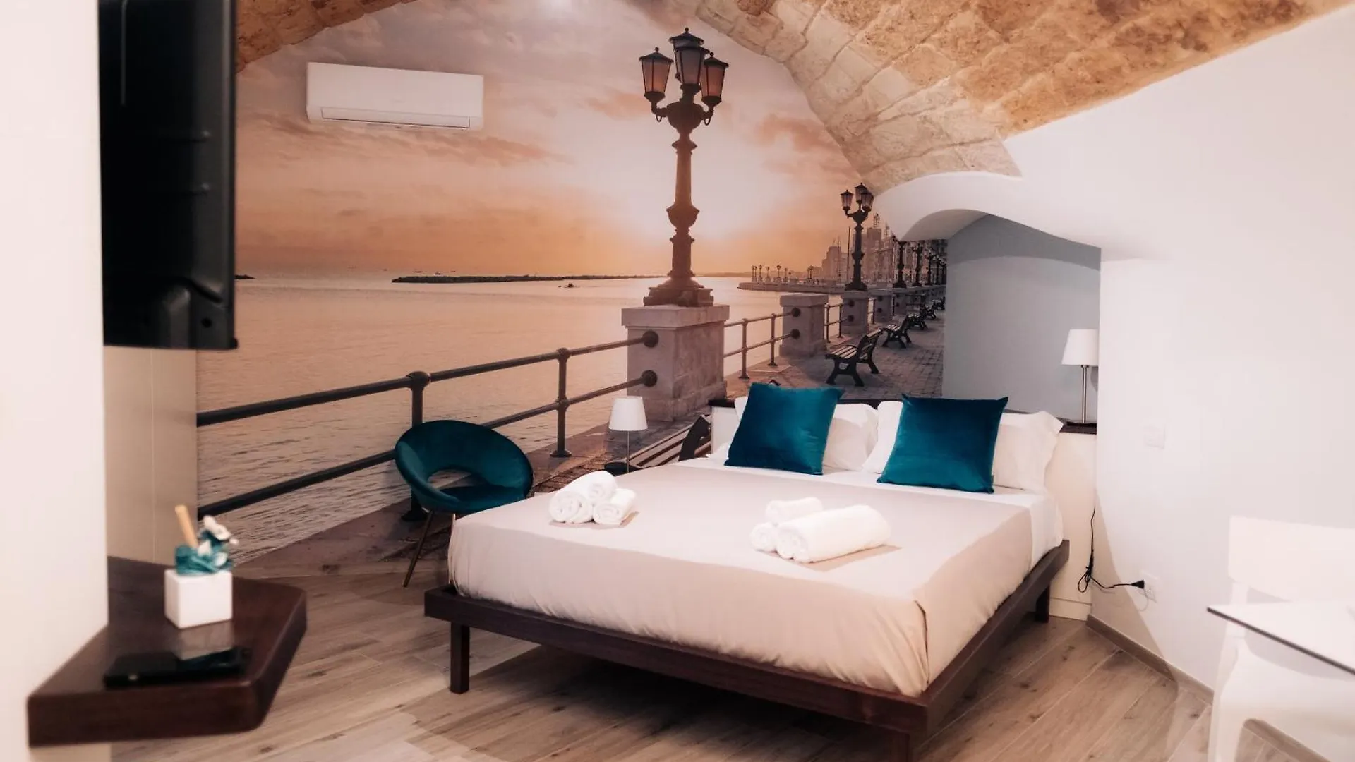 Timeless Apulian Luxury Suite Bari Apartment