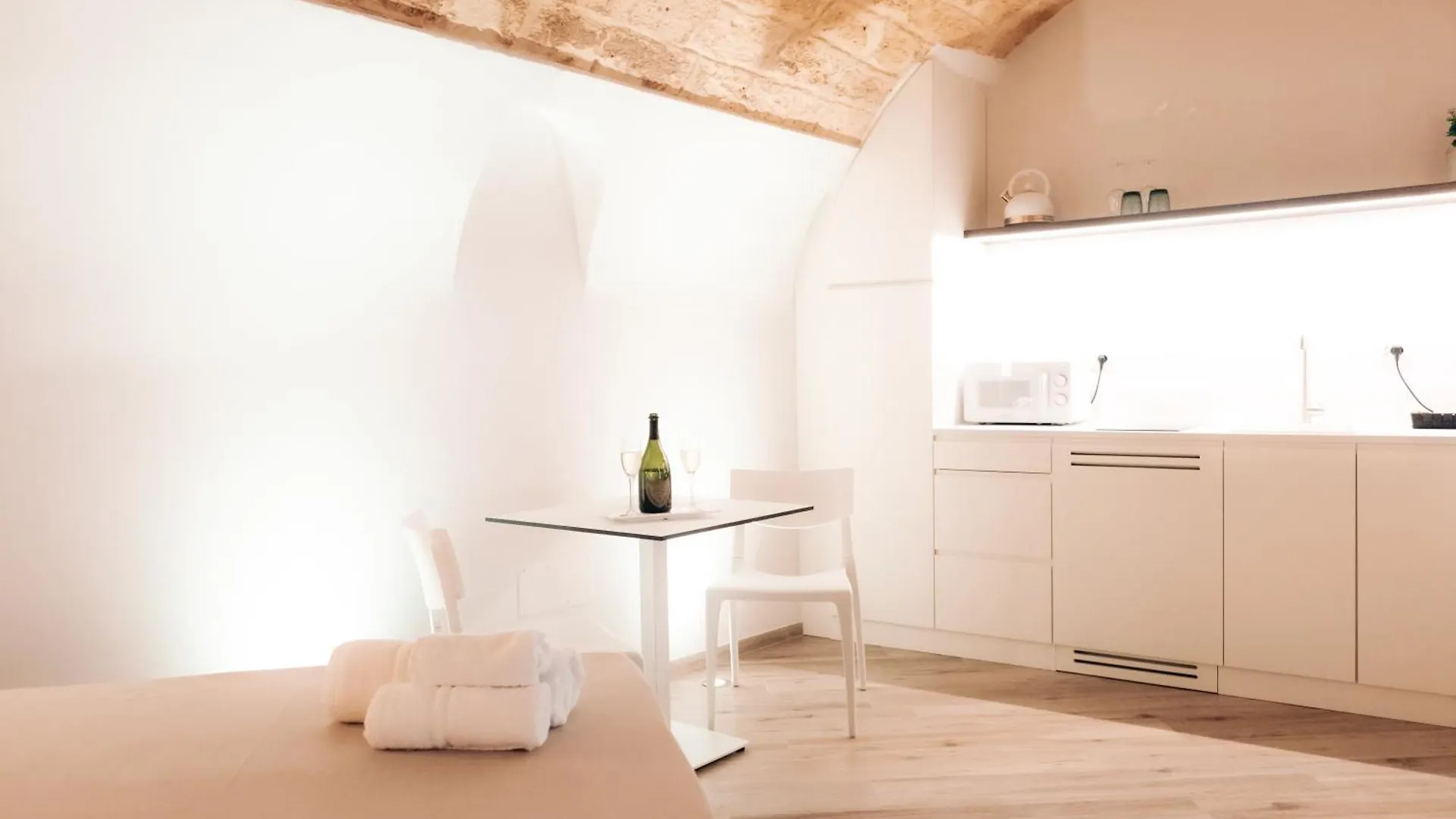 Timeless Apulian Luxury Suite Bari