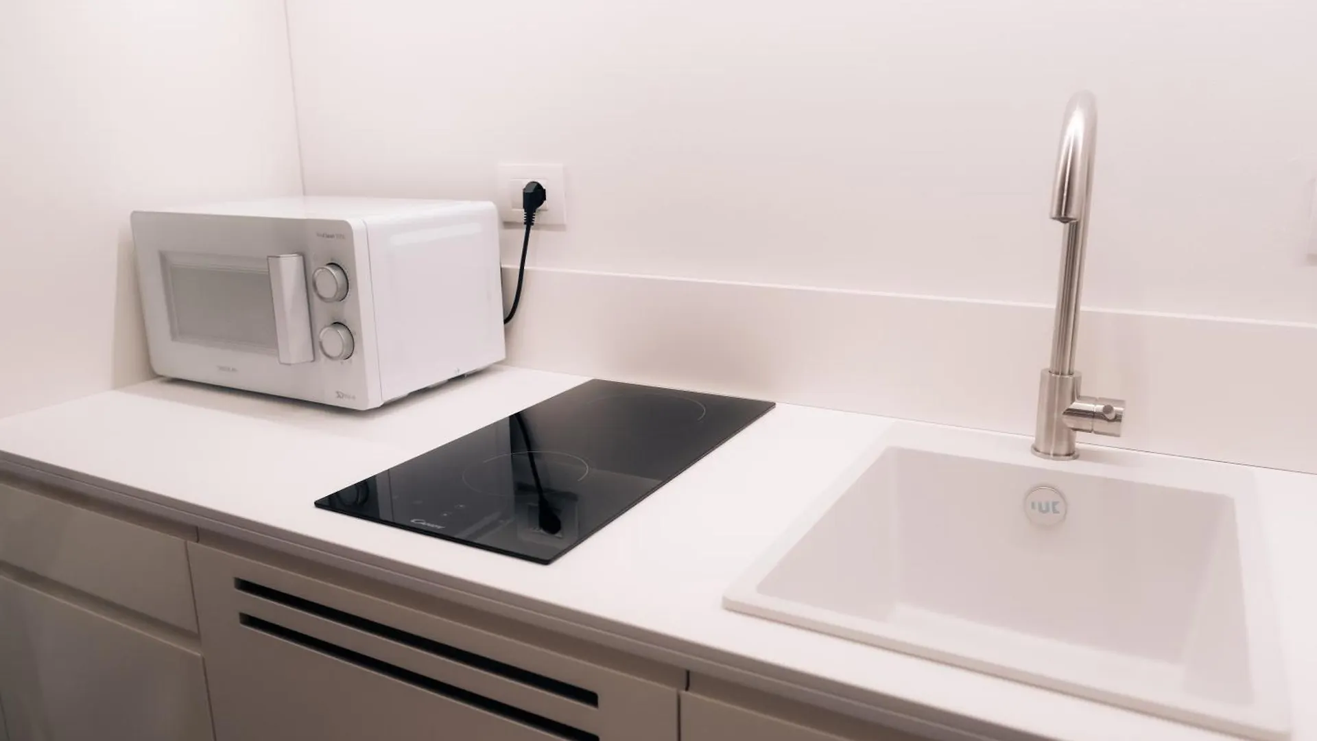 Timeless Apulian Luxury Suite Bari 0*,